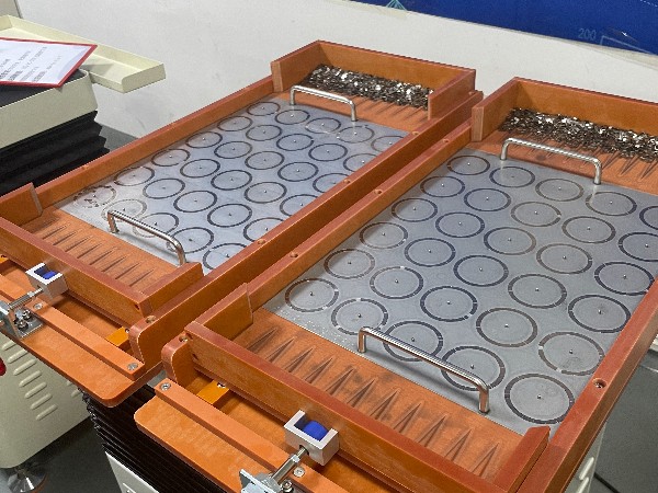 無線充磁鐵自動整列機案例