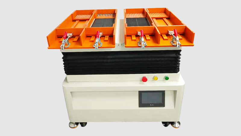 芯片自動(dòng)擺盤機(jī)